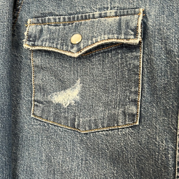 Levi's Dark Blue Denim Shirt with Colorful Patches - Picture 4 of 12